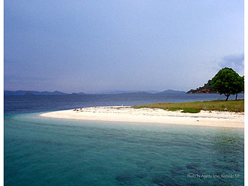 beauty kelor island, sea, island, whitesand, indonesia, beach HD wallpaper