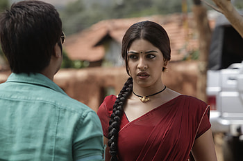 Richa Gangopadhyay, osthi, street_fashion HD wallpaper