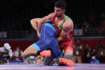 Mohammadreza Geraei vs Parviz Nasibov, Greco-Roman Wrestling HD wallpaper