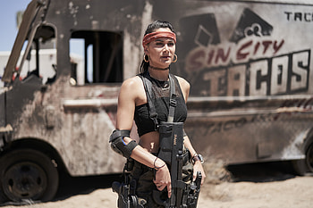 Army of the Dead, Samantha Jo as Chambers, Dynamic character, Memorable performance HD wallpaper
