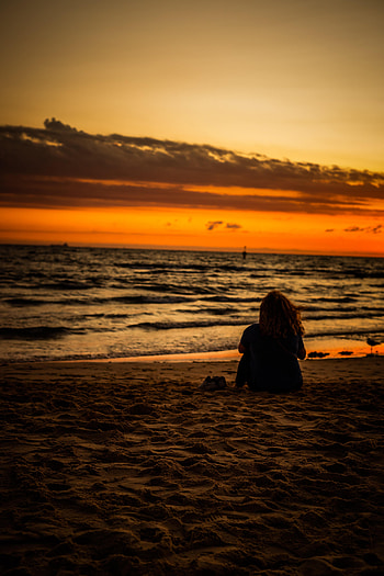Sunset, Beach, Horizon, Miscellanea, Miscellaneous, Female, Woman HD phone wallpaper