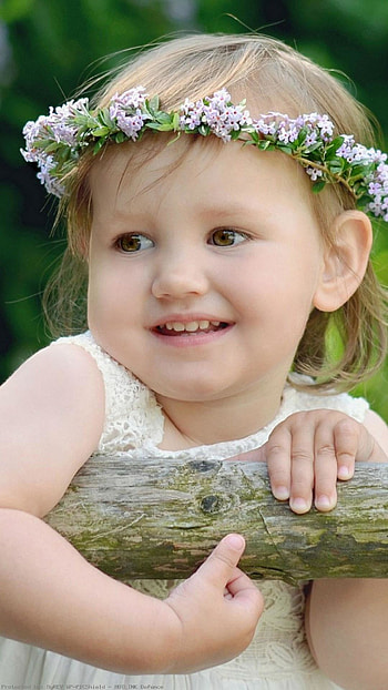 child-girl-wreath-summer-smile--wpt1003195 HD phone wallpaper