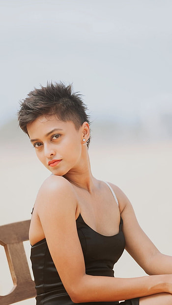 Yohani, srilankan singer HD phone wallpaper