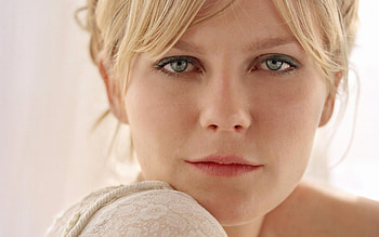 Kirsten Dunst HD wallpaper