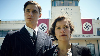 Woman in Gold (2022) movie HD wallpaper