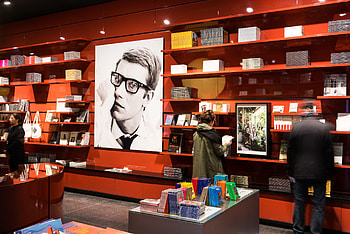 Yves Saint-Laurent, Marrakesh museum, Moroccan influence, Erco lighting HD wallpaper