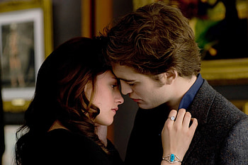 Twilight New Moon, twilight, vampire, moon, new HD wallpaper