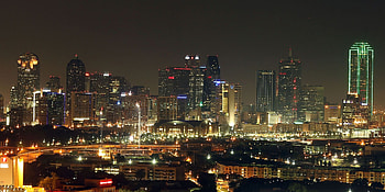 Dallas Nightlife, Majestic Skyline, Thriving City Vibes HD wallpaper