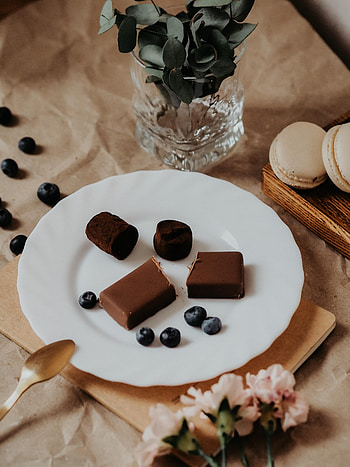 Food, Chocolate, Desert, Candies, Berries, Plate HD phone wallpaper