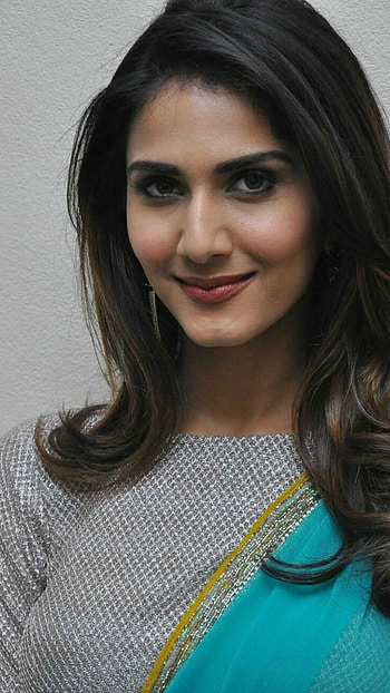 Vaani Kapoor, Bollywood, Vaani Bollywood Heroine HD phone wallpaper