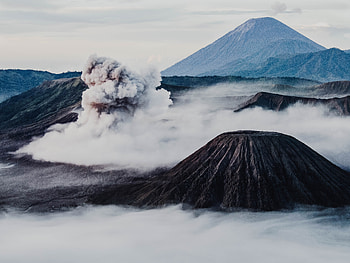 Mount Bromo East Java Indonesia, mount-bromo, volcano, nature, indonesia, world HD wallpaper