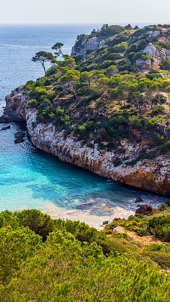 Coast view, Cal des Moro beach, Summer day, Mallorca Spain HD phone wallpaper