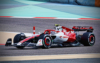 Guanyu Zhou, , raceway, Alfa Romeo-Ferrari C42, 2022 F1 cars, Formula 1, Alfa Romeo-Ferrari C42 on track, Alfa Romeo Racing, new C42, F1, Alfa Romeo 2022, F1 cars, Alfa Romeo HD wallpaper