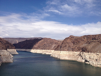 Lake Mead, Limestone mountains, USA, Nevada HD wallpaper