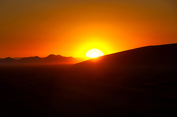 Sunset, Mountains, Sun, Twilight, Dark, Dusk HD wallpaper