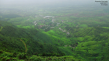 View from Purandar Fort, pune, narayanpur, shivaji, balaji, incredible india, bajiprabhu, monsoon, sahyadri, sambhaji, saswad, ketkawle, vajragad, purandar fort HD wallpaper