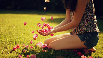 Nature And Life, rays, mood, , summer, background, day, light, sun, girl petals HD wallpaper