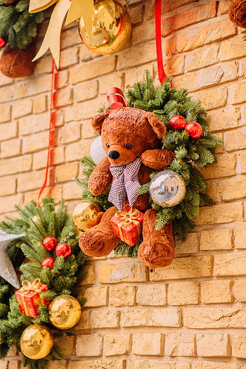 Holidays, New Year, Decorations, Teddy Bear, Christmas, Toy, Wreath HD phone wallpaper