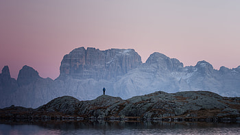 Standing On Top Over Rocks Mountains, mountains, rocks, graphy, behance HD wallpaper