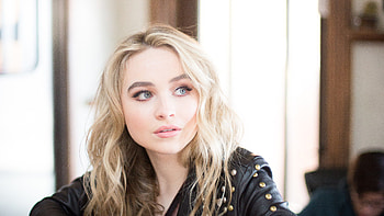 Gorgeous Sabrina Carpenter 2018, sabrina-carpenter, celebrities, girls, music, singer, portrait HD wallpaper