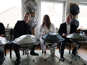 Open day at handpan studio, Rosengasse in Schweinfurt, Drum experience celebration, Doorway to rhythms HD wallpaper