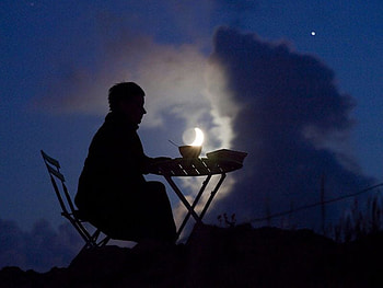 Moon in Cup, cool, in cup, moon HD wallpaper
