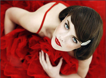 Glimmering, model, red, eyes, cute, lovely, look, woman HD wallpaper