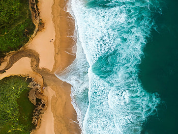 Beautiful waves, beach HD wallpaper