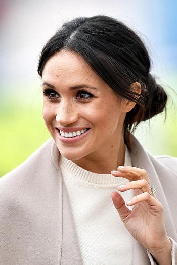 Herzogin Meghan, Beauty products, Celebrity skincare, Beauty secrets HD phone wallpaper