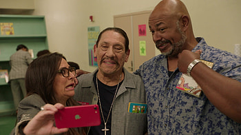 Apple smart, Better Things S05E03 HD wallpaper