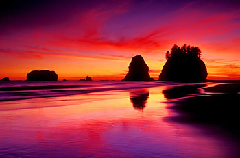 Beach Sunset, sand, shadow, black, colors, rocks, beach, purple, pink, yellow, nature, sky, sunset HD wallpaper