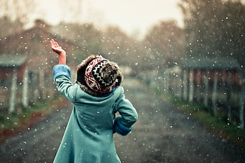 Winter, Snow, Miscellanea, Miscellaneous, Human, Person, Street, Coat HD wallpaper