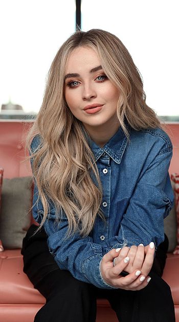 Sabrina carpenter, hollywood singer, model HD phone wallpaper
