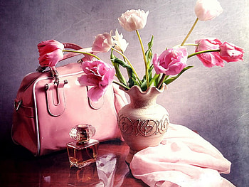 For My Ravishing Beautiful Sister Lamamake, white, bag, live, vase, beautiful, tulips, gift, silk, still life, pink, perfume HD wallpaper