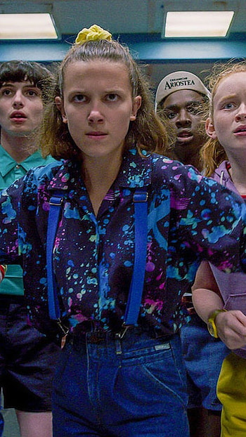 Stranger Things 4, Friends Group HD phone wallpaper