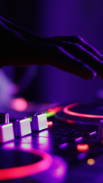Dj night, magenta, music HD phone wallpaper
