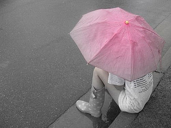 under my umbrella, umbrella, pink, gray, rain, girl HD wallpaper