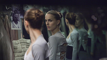 Black swan movie, background, , Cinematic excellence HD wallpaper