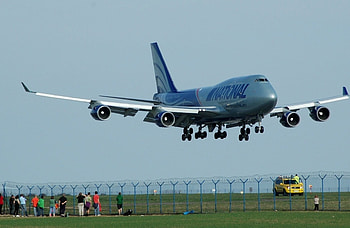 Boeing-747, plane, landing, 747, Boeing HD wallpaper