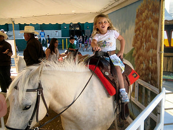 See, I'm A Cowgirl, style, fun, kids, cowgirls, horses, girls, women, models, western, female HD wallpaper