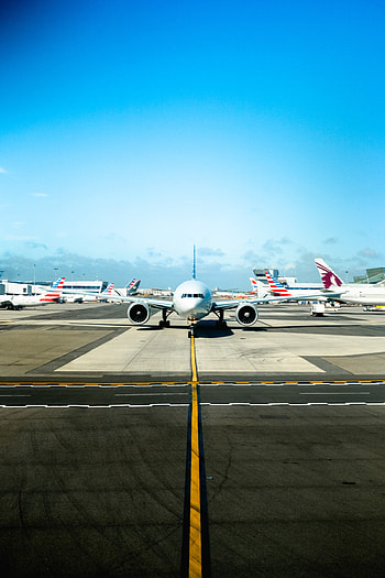 Planes At JFK Airport, airplane, USA HD phone wallpaper