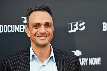 Hank Azaria movies, Discussing Apu controversy, The Simpsons HD wallpaper