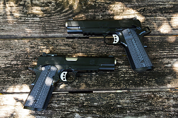 Edmund Brian - springfield armory 1911 pistol backround - Full , - HD wallpaper