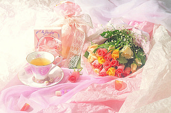 .Fragrance of Roses., sweet, beloved valentines, feeling, gifts, herbal, bows, beautiful, orange, fragrance, love four seasons, pretty, love, pearl, yellow, tea cup, lovely HD wallpaper