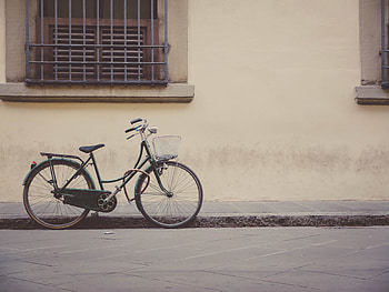 Building, Miscellanea, Miscellaneous, Street, Bicycle HD wallpaper