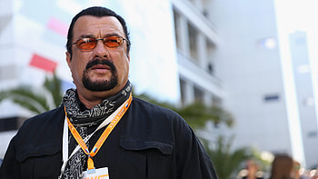 Steven Seagal, Praise for Putin, Celebration in Moscow, Russian respect HD wallpaper