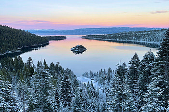 Winter sunset in Emerald Bay, California, winter, lake tahoe, pietrees, snow, sky, sunset, usa HD wallpaper