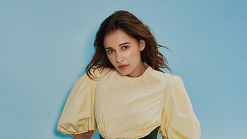 Naomi Scott, The Telegraph magazine, hoot, 2019 HD wallpaper