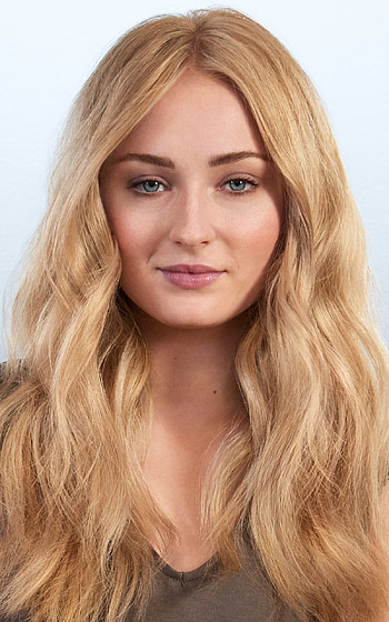 Sophie Turner, Talented actress, Rising star, Captivating presence HD phone wallpaper