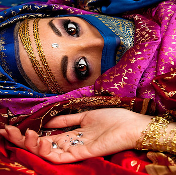 BROWN EYES, blue, colorful, veils, eyes, hide, woman, pink, brown, red, female HD wallpaper